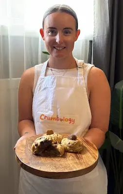 Jess, the Crumbologist